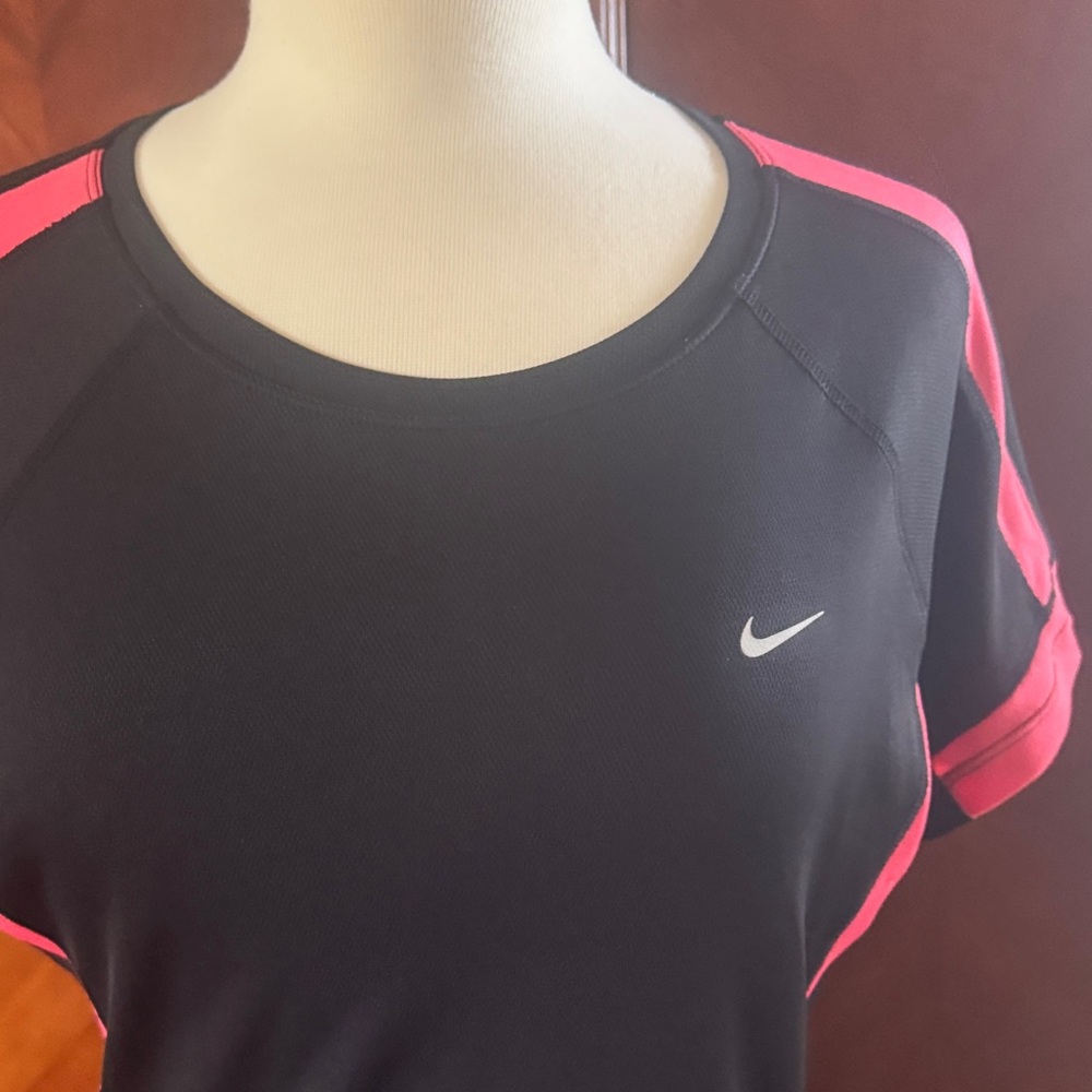 Nike Women's Black Top with Pink Accents - Picture 2 of 4